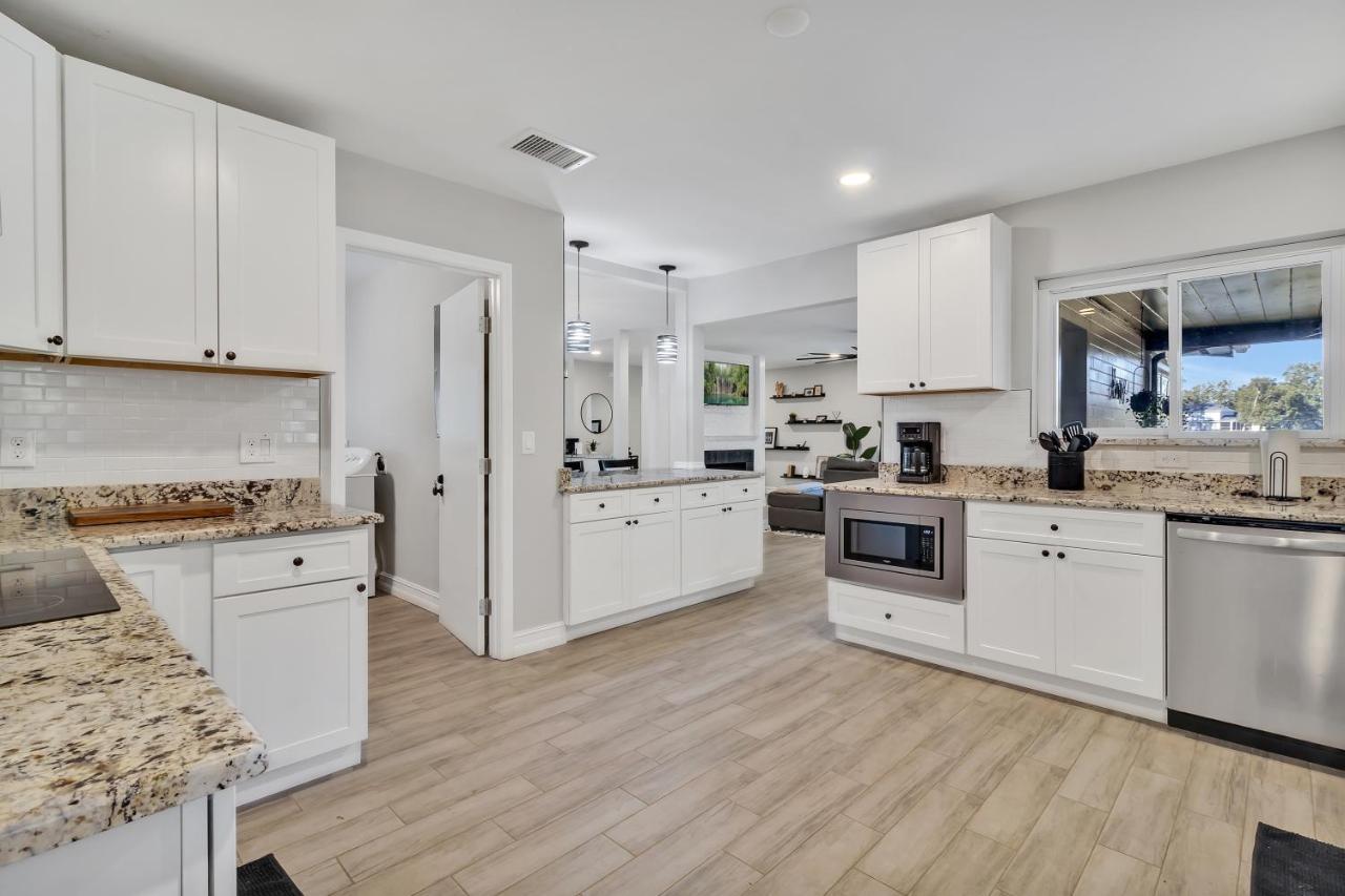 Modern Lake Front Casita Near Winter Park! Orlando Ngoại thất bức ảnh